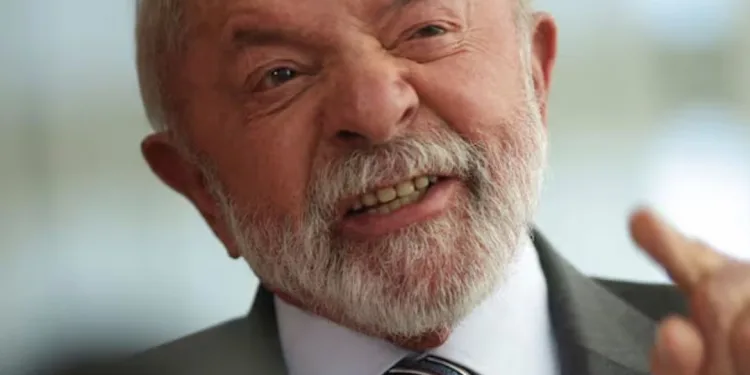 Novo decreto de Lula sobre redes sociais gera alerta e reacende debate sobre censura