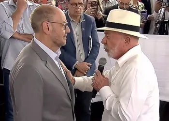 :  Lula faz duro discurso no Rio e cobra prisão de milicianos ligados à política