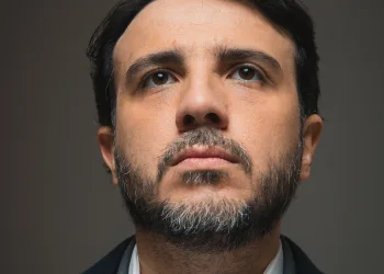 Pré candidato a presidente do Brasil causa revolta ao dizer que “ficou feliz” com mortes de 121 traficantes no Rio
