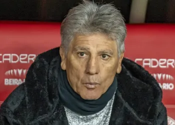 o:  BOMBA EM SÃO JANUÁRIO: Renato Gaúcho teria pedido demissão e futuro no Vasco vira incógnita