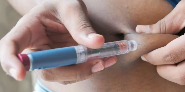 EMS lança primeira caneta brasileira com substância do Ozempic após aprovação da Anvisa