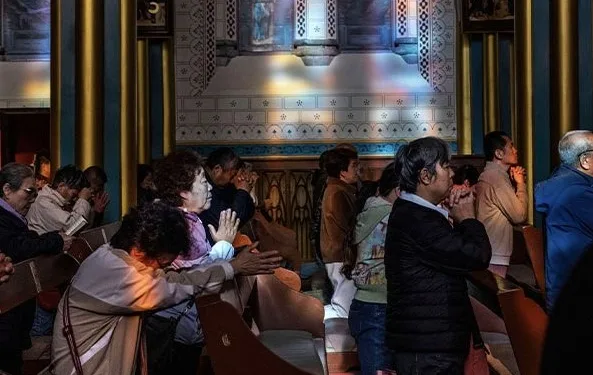 China intensifica repressão religiosa e demole igreja protestante após recusa em seguir ordens do governo
