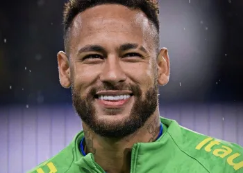 ulos  Mistério na Seleção: lesão de Neymar assusta torcida e coloca estreia na Copa em risco
