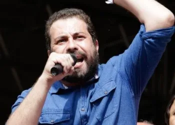 Guilherme Boulos reage à decisão dos EUA sobre PCC e CV e cita milícias do Rio ligadas aos Bolsonaro