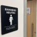 ALERJ APROVA BANHEIROS NEUTROS EM TODO O RIO E DECISÃO GERA DEBATE NAS REDES