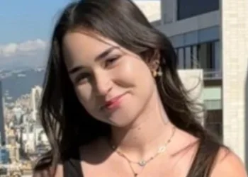 Jovem filha de diplomata morre atropelada horas após chegar ao Rio e tragédia revolta moradores