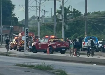 Urgente!! Motociclista morre em grave acidente na Av. Cesário de Melo