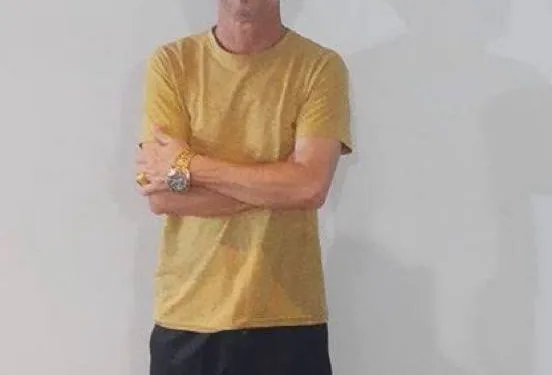 ( IMAGENS FORTES) HOMEM É LINCHADO E MORTO APÓS ABUSAR DA PRÓPRIA NETA NO RIO