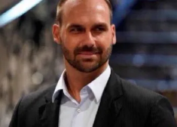 STF Marca Julgamento de Eduardo Bolsonaro e Caso Ganha Novos Desdobramentos