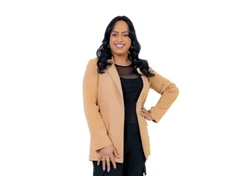 Lisa Gomes será a primeira âncora trans do SBT