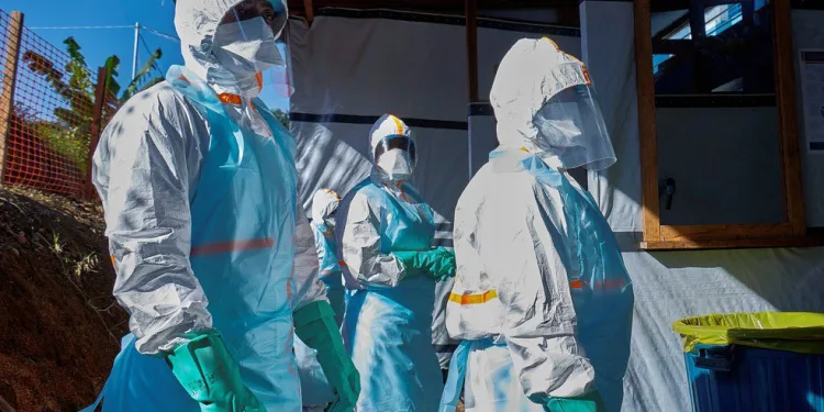 ALERTA MUNDIAL: Ebola avança na África e já deixa 93 mortos em novo surto