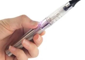 ALERTA MÁXIMO: Vape Pode Estar Colocando Sua Saúde em Risco Sem Que Você Perceba