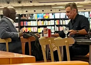 : Aécio e Joaquim Barbosa unem forças e agitam bastidores da corrida presidencial de 2026