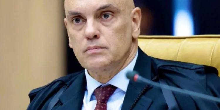Delação surpreende: banqueiro afirma que Moraes não cometeu crime em contratos milionários