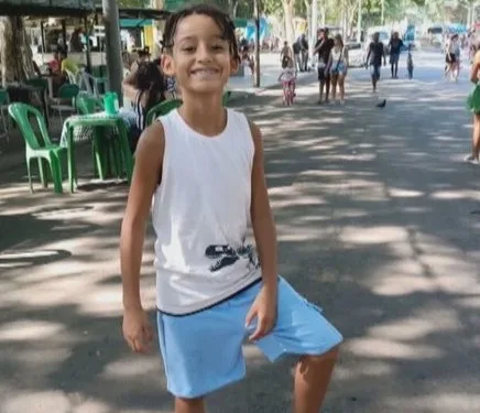 Theo Fernandes, de 9 anos, morre em acidente brutal envolvendo ônibus no Rio