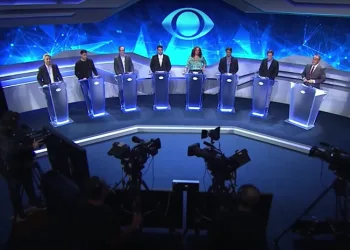 BAND SURPREENDE E QUER FAZER DEBATE INÉDITO ENTRE VICES NA TV ABERTA BRASILEIRA