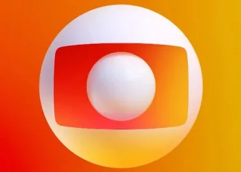 ATRIZ DA GLOBO REVELA BASTIDORES CHOCANTES E DIZ QUE CARREIRA DESABOU APÓS ASSUMIR BISSEXUALIDADE