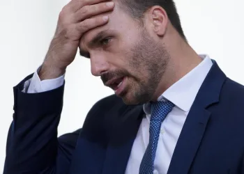 Urgente!! STF Condena Eduardo Bolsonaro por Unanimidade e Aponta Tentativa de Interferência em Julgamento de Jair Bolsonaro