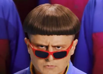 Corpo de Oliver Tree é o único que ainda não foi reconhecido no IML após acidente aéreo
