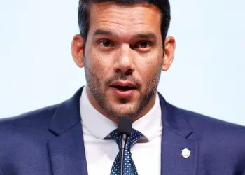 Abalado, presidente da CBF deixa ambiente da Copa após escândalo pessoal vir à tona