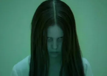 Luto no cinema: Morre Daveigh Chase, eterna Samara de “O Chamado”, aos 35 anos