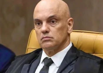 Advogado ligado a Trump pede que Alexandre de Moraes seja julgado nos Estados Unidos