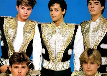 Mistério e comoção: Morte de ex-Paquito de Xuxa surpreende fãs em todo o Brasil