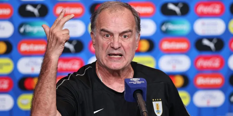 O FUTEBOL DEIXOU DE PERTENCER AOS POBRES”: FALA DE BIELSA CAUSA FORTE REPERCUSSÃO