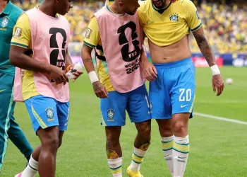 Lesão de Lucas Paquetá pode tirar craque do restante da Copa do Mundo