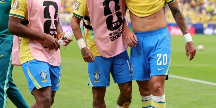Lesão de Lucas Paquetá pode tirar craque do restante da Copa do Mundo