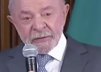 título  Lula reacende debate histórico e afirma que EUA articularam o golpe militar de 1964