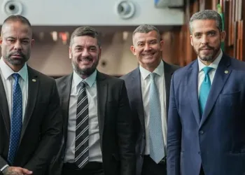 Condenação de deputados aliados de Rodrigo Bacellar movimenta cenário político do Rio
