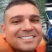 URGENTE!!! ( IMAGENS FORTES) HOMEM É EXECUTADO A LUZ DO DIA DENTRO DO CARRO NA ZONA OESTE