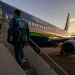 Mistério no retorno: apenas um atleta embarca em voo da Seleção após eliminação, saiba quem é o atleta