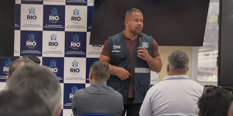 Subprefeito da Zona Oeste Bruno Scooby promove encontro com comerciantes para esclarecer intervenções no Calçadão de Campo Grande