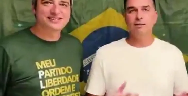 FLÁVIO BOLSONARO BICOU ” CANELLA ” E ESCOLHE OUTRO SENADOR PARA CHAMAR DE SEU