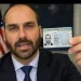 Eduardo Bolsonaro anuncia concessão de green card e reforça planos de permanecer nos Estados Unidos