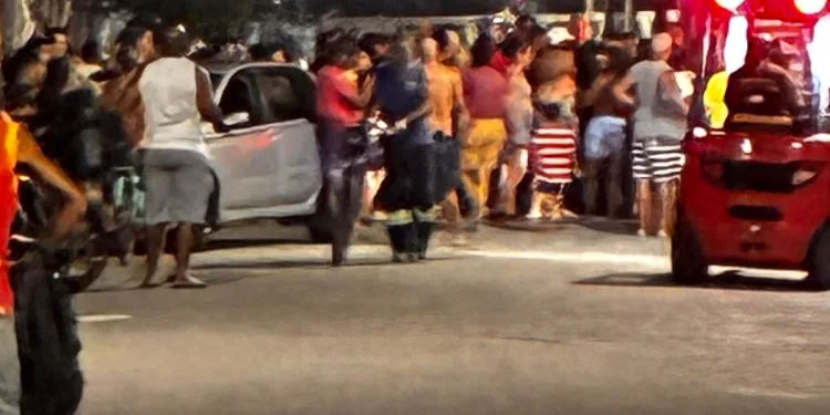 URGENTE!! ATROPELAMENTO E MORTE EM CAMPO GRANDE!! IDOSO MORRE APÓS SER ATROPELADO POR MOTOCICLISTA QUE FUGIA DA POLÍCIA
