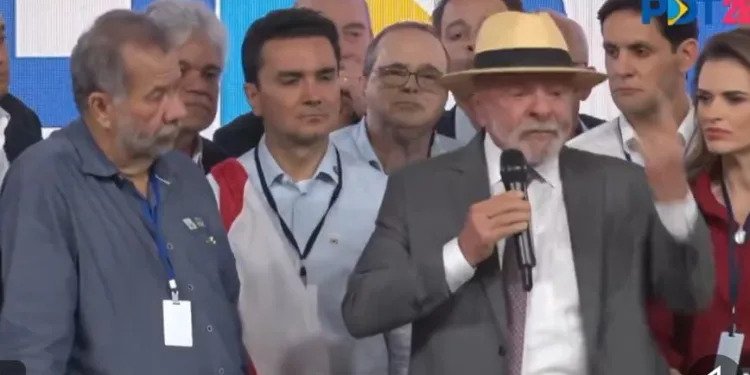 Lula causa polêmica ao dizer que ‘antigamente, traidor era enforcado’ e dispara contra adversários