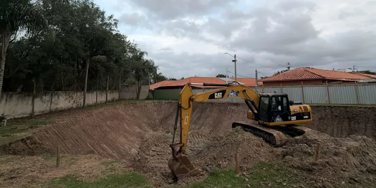 Obras de drenagem no Villagio Campinho avançam e transformam realidade de moradores em Campo Grande