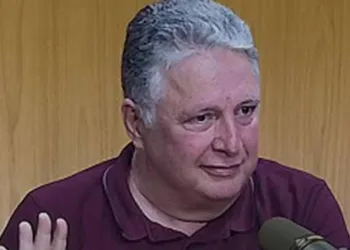 APÓS DECLARAR APOIO A EDUARDO PAES, GAROTINHO FICA SEM VICE GOVERNADOR