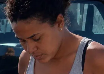 Foragida é presa após matar companheiro a facadas em Guaratiba; crime chocou a Zona Oeste do Rio
