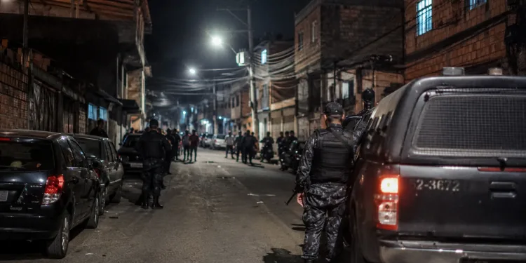 MADRUGADA DE TERROR: Ataques, execuções e tiroteios espalham medo na Zona Oeste do Rio