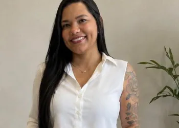 MEDIDA PROTETIVA NÃO EVITA TRAGÉDIA: MULHER É MORTA A FACADAS PELO EX NO RIO