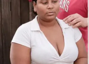 MÃE É PRESA APÓS DEIXAR SEIS CRIANÇAS SOZINHAS E IR A UMA FESTA EM CAMPO GRANDE; MENINA DE 7 ANOS MORRE EM INCÊNDIO
