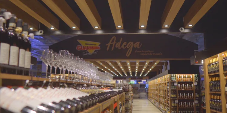 Guanabara tem diversas opções de vinhos para presentear o seu pai. Descubra como escolher o que mais combina com ele