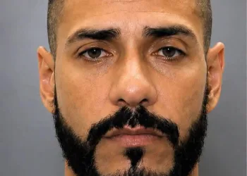 POLICIAL PENAL MORRE APÓS TROCA DE TIROS COM PM EM QUIOSQUE NO RECREIO