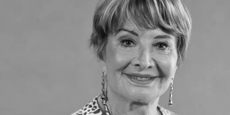 DESCANSE EM PAZ!! MORRE GLÓRIA MENEZES, AOS 91 ANOS, E PAÍS SE DESPEDE DE UMA LENDA DA TV