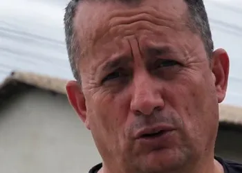 URGENTE!! VEREADOR É EXECUTADO A TIROS NO RIO E CRIMINOSOS FOGEM APÓS ATAQUE