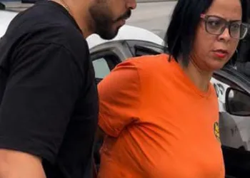 MULHER É PRESA ENQUANTO TRABALHAVA COMO CAIXA EM ATACADÃO DE CAMPO GRANDE